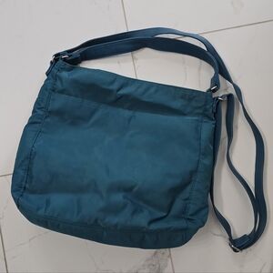 Thirty-One Everything Crossbody Teal Affair Hobo Bag Purse